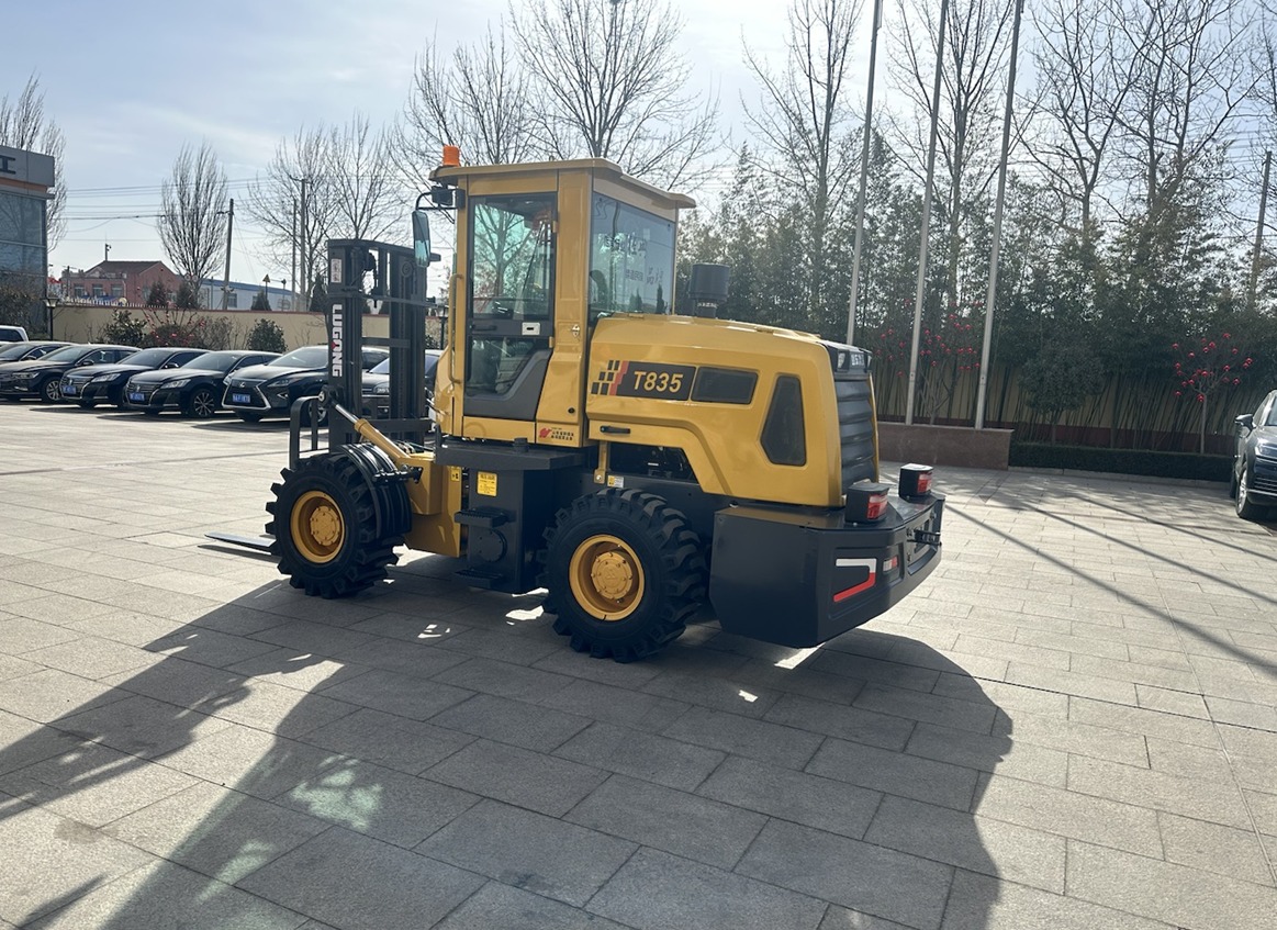 Вилочный погрузчик LUGONG T838
