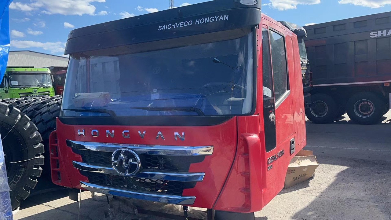 Кабина HONGYAN GENLYON 500