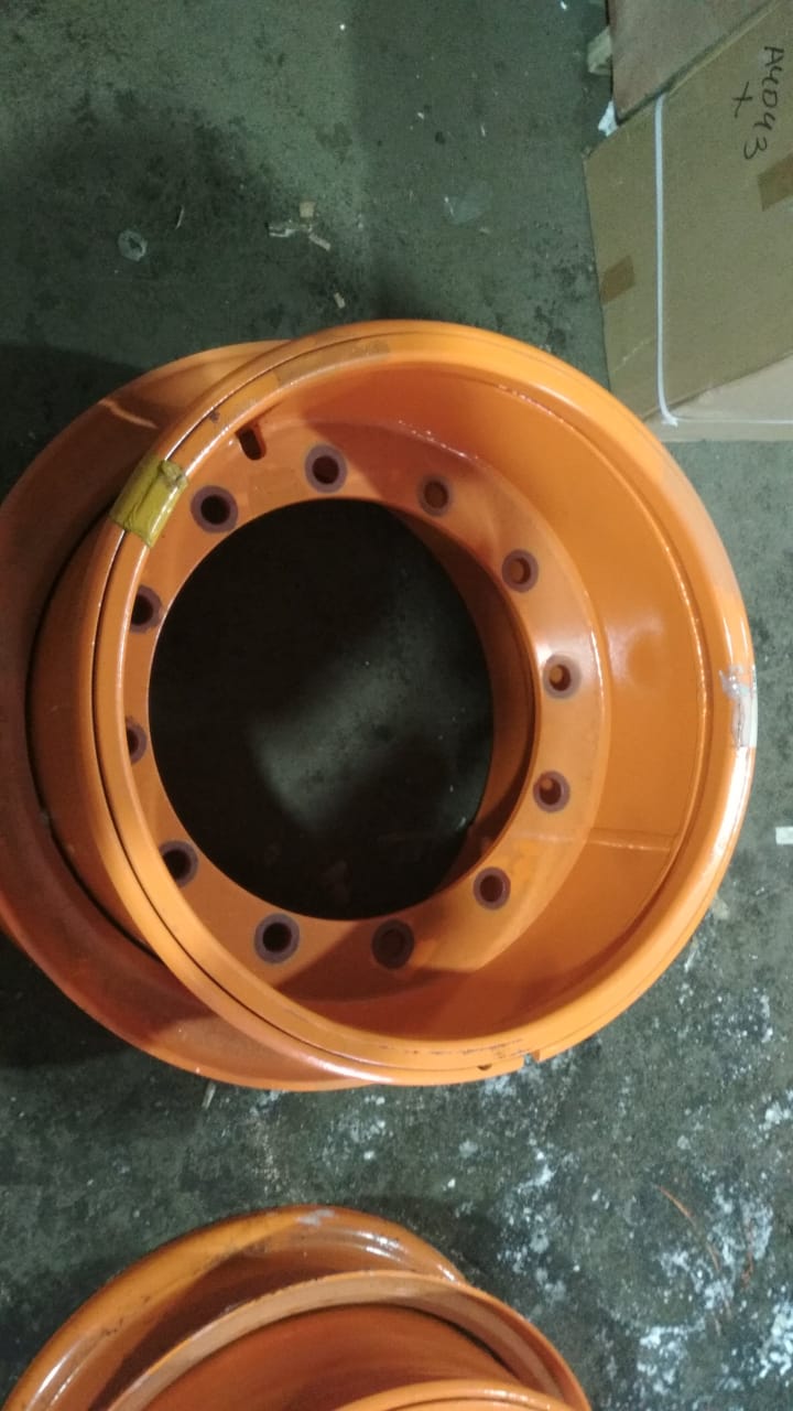 Диск колеса (23,5-25, 12 отверстий) DOOSAN-DISD 300  101572-00137/101572-00025