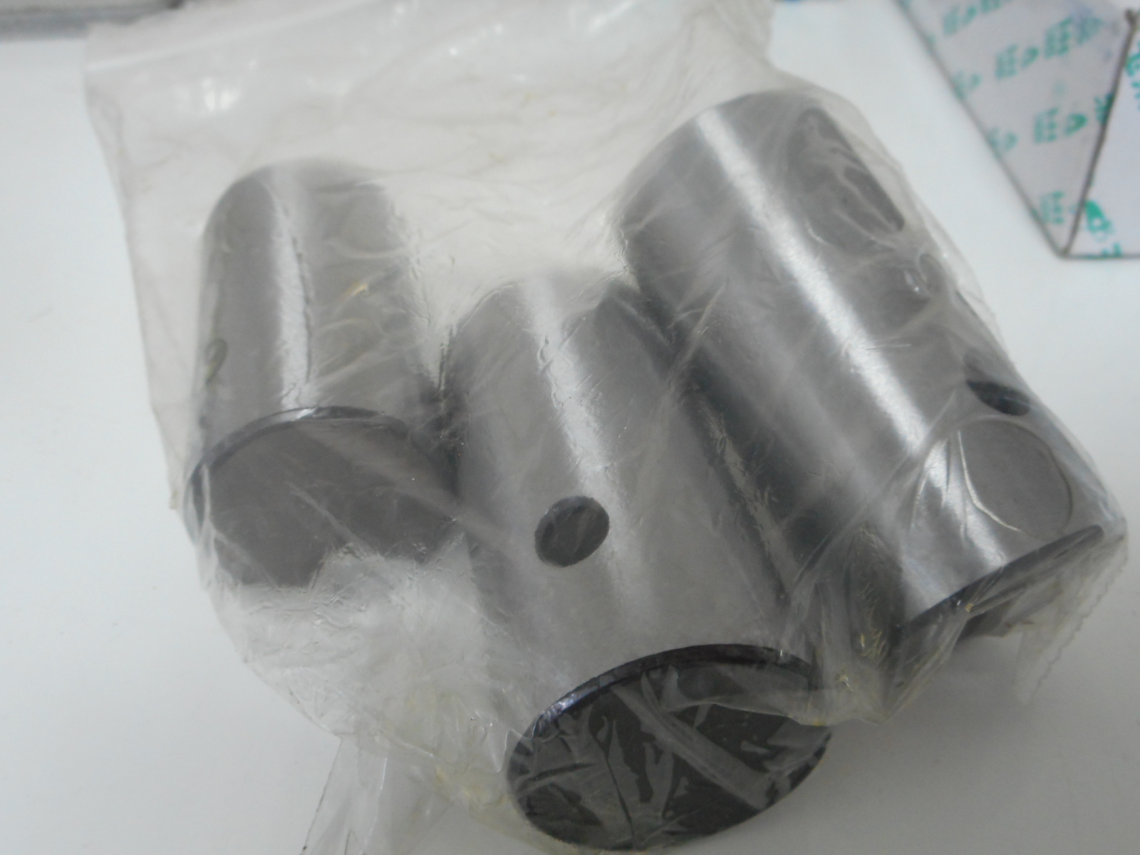 Толкатель (стакан) двигателя Yuchai YC6108G, YC6B125, YC6J125Z 6105Q-1007091A, 4110000561090