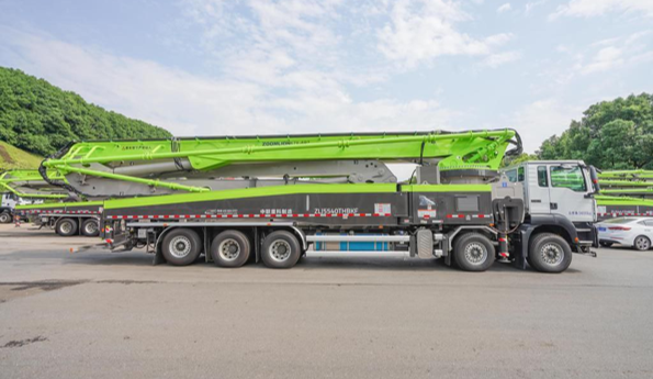 Автобетононасос Zoomlion 67X-6RZ  SITRAK 10x4