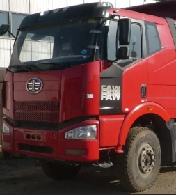 Кабина FAW J6 самосвал (красная)