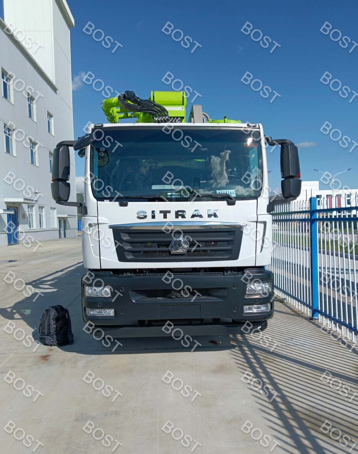 Автобетононасос Zoomlion 43X-5RZ Шасси Sitrak