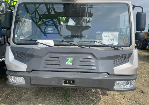 Автокран ZOOMLION ZTC250V