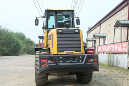 Фронтальный погрузчик LUGONG LG946 VIN LM94624030008