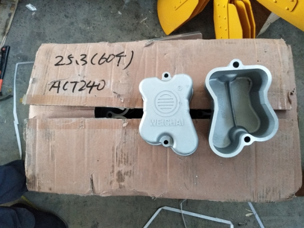Крышка клапанная двигателя Weichai WD615, WD10