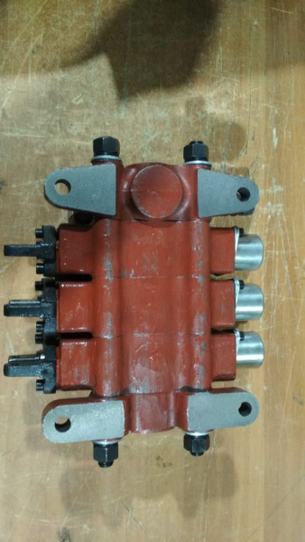 Гидрораспределитель джойстика ZL15.3 16MPa