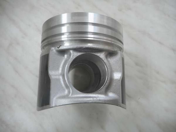 Поршень двигателя Yuchai YCD4J22G