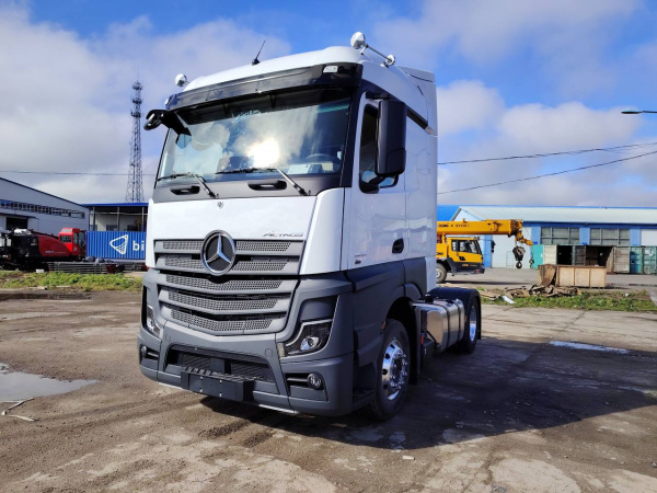 Тягач Mersedes 50 ACTROS 480