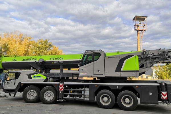 Автокран ZOOMLION ZTC1000V