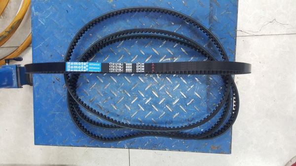 Ремень AV17*1219Li генератора двигателя Yuchai YCD4R11G-68 (оригинал) (1KG002-1307042A, AV17*1219Li)