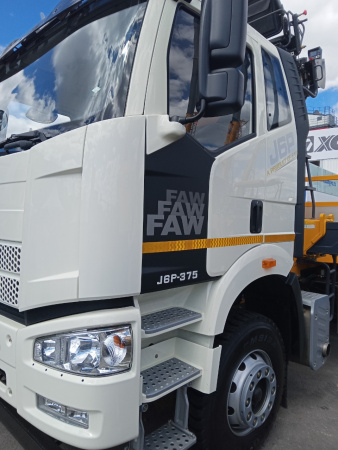 Кабина FAW J6 оригинал