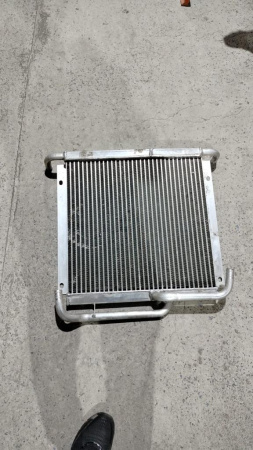 Радиатор масляный двигатель YUCHAI 50 kWt YCD4R11G-68