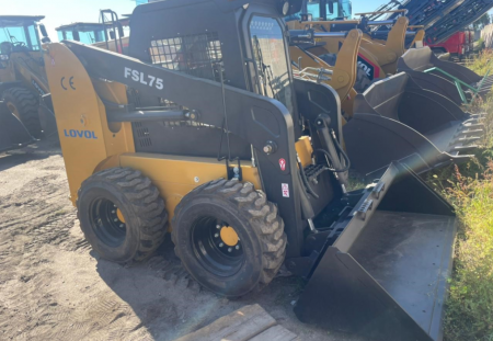 Мини погрузчик FOTON LOVOL FSL75