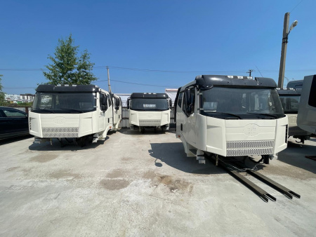 Кабина FAW J6 (не оригинал)