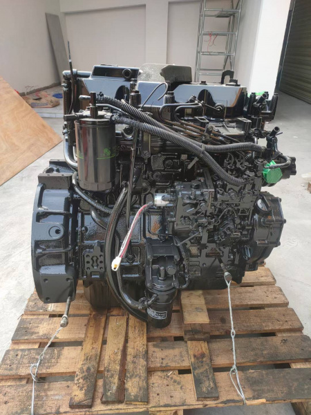 ДВИГАТЕЛЬ В СБОРЕ Yanmar 4TNV106T-S
