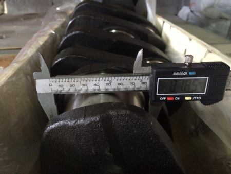Вал коленчатый (коленвал) двигателя Weichai WD615, WD10 (61500020071, 61560020029)