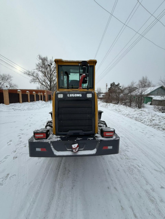 Фронтальный погрузчик LUGONG Т930